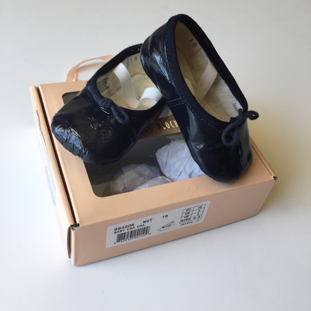 Baby Bloch size 3 toddler ballerina shoes